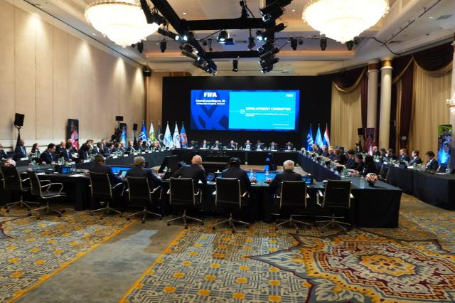 星空娱乐平台-FIFA创办两项全新赛事：女足世俱杯、五人制世界杯