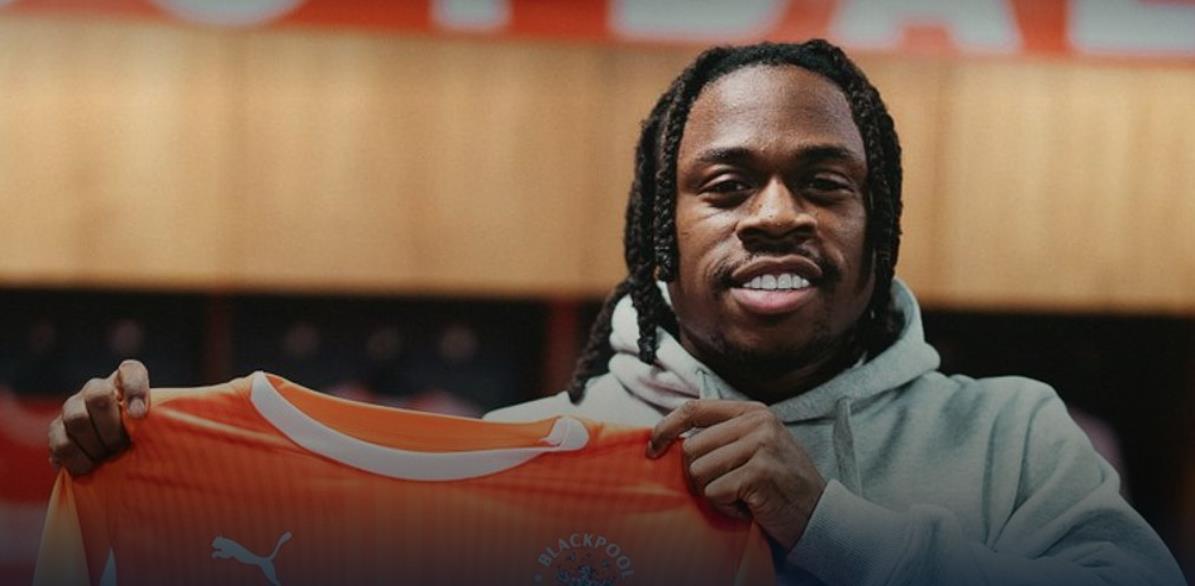 星空官方在线入口-官方：布莱克浦租借伯恩利前锋奥巴费米