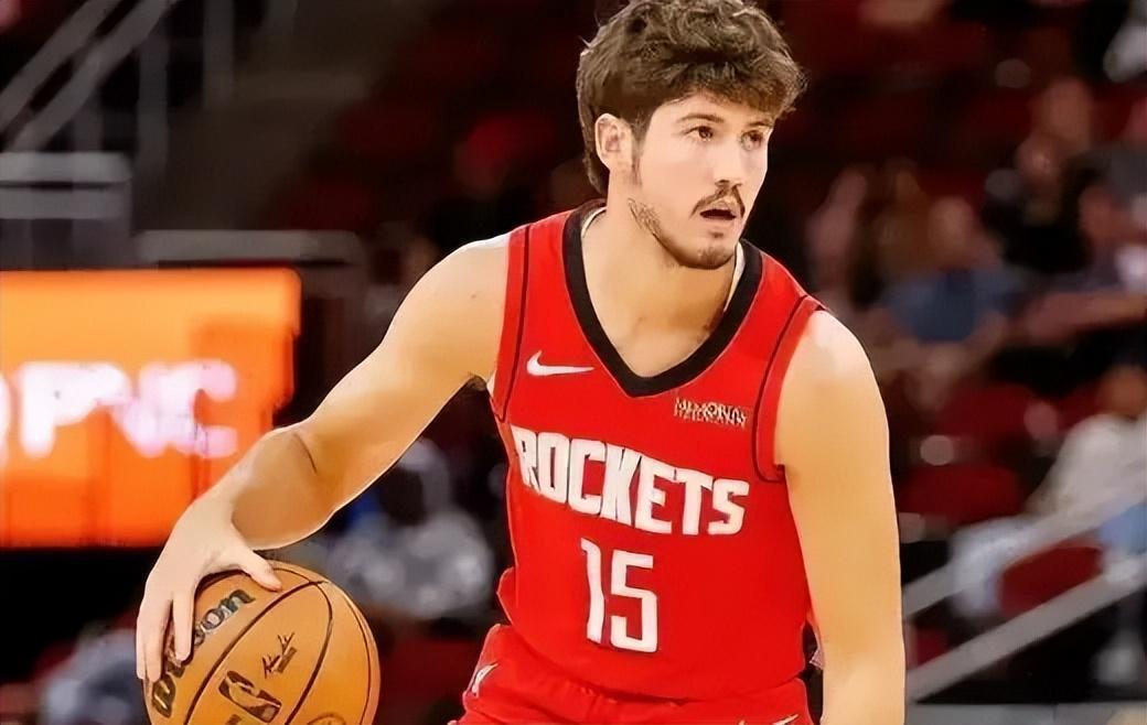 星空娱乐平台-乌度卡看明白了吗？谢泼德配卡佩拉上场就赢分，别无脑信任申京了