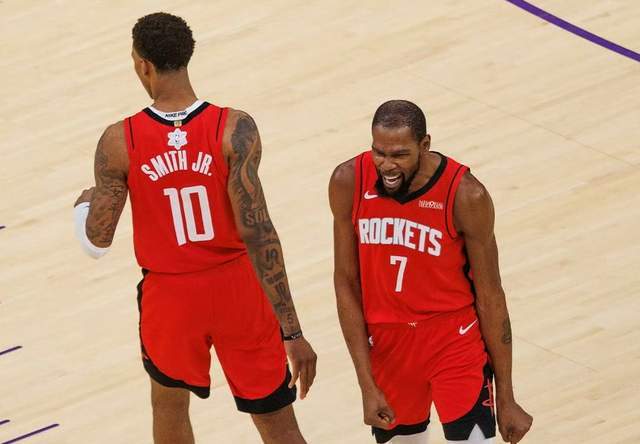 星空官方在线入口-低命中率18+1，谢泼德获开火权，火箭队极致8人轮换 硬汉锋线上位